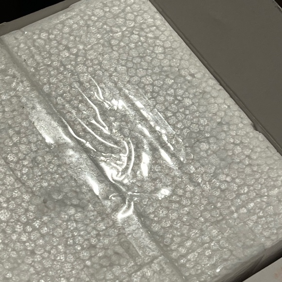 Bed Bath and Beyond  Photo Waterglobe  NIB Two‎ Photo Iridescentcent Glitter - Picture 4 of 4